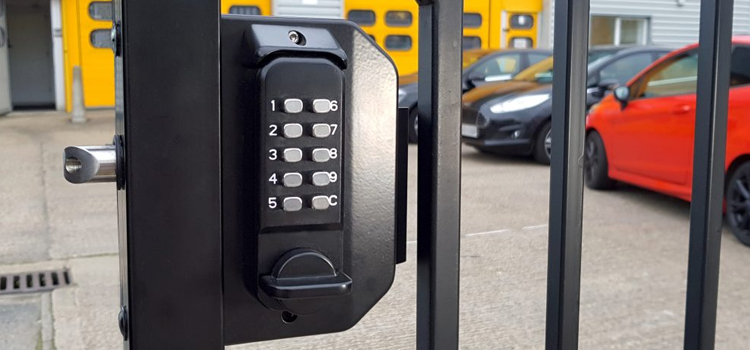 Electric Gate Keypad Repair Toluca Lake